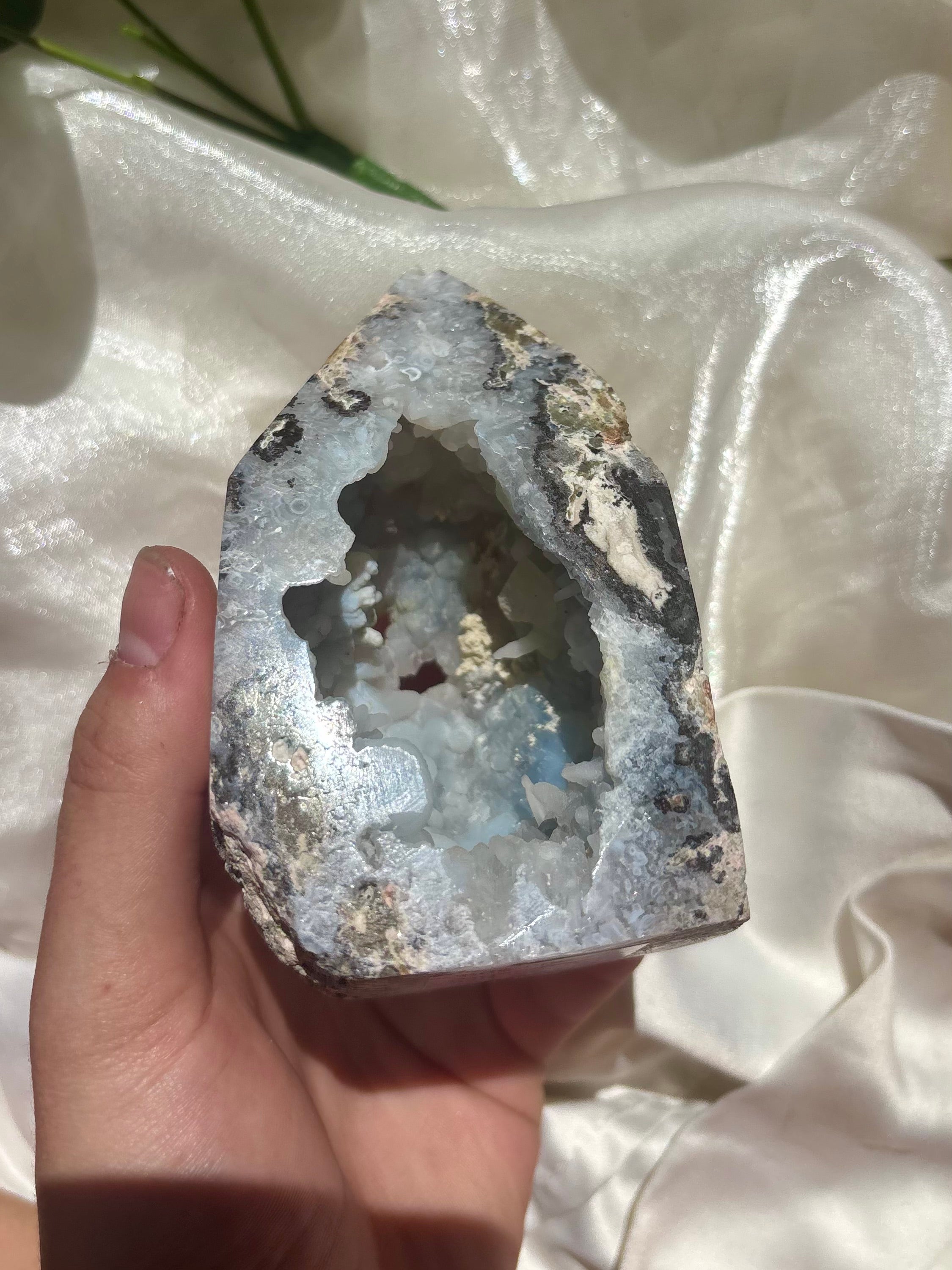 Calcified Chalcedony Geode Towers | The Cats Crystals Aus